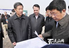 乌鲁木齐苏州路西延与乌奎高速公路互通式立交桥工程开工