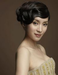 网曝女歌唱家汤灿被中纪委调查